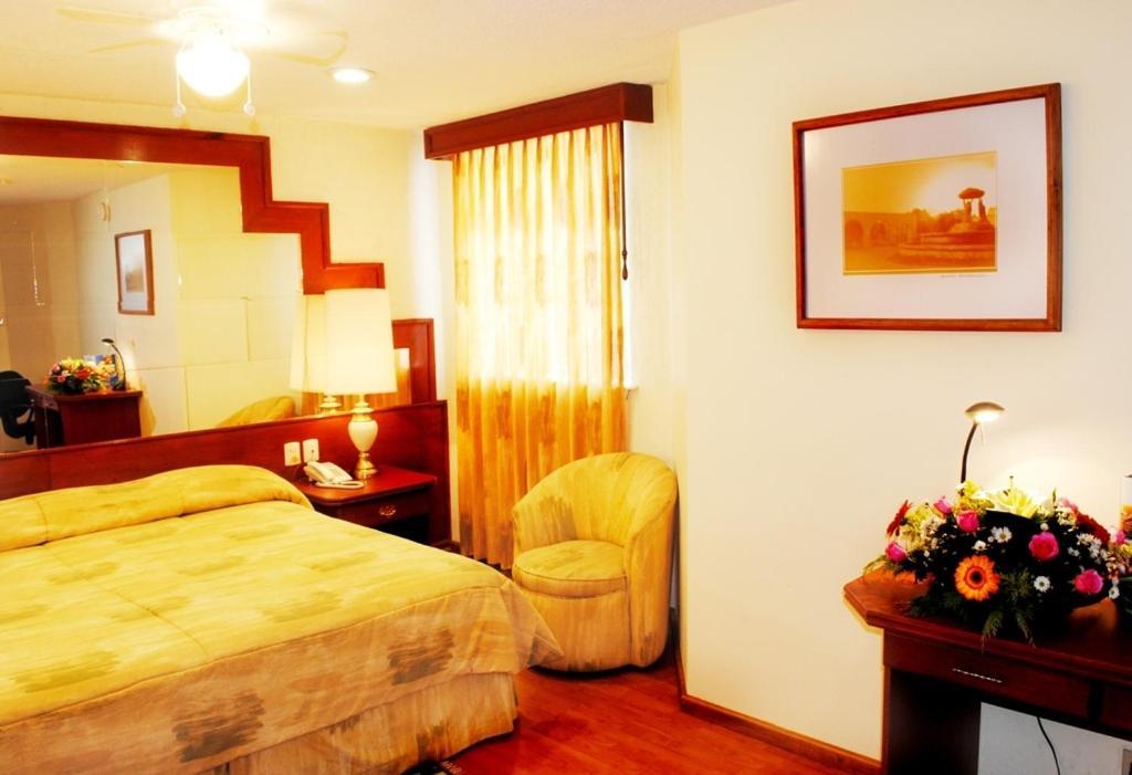 Hotel Marcella Clase Ejecutiva Morelia Quarto foto
