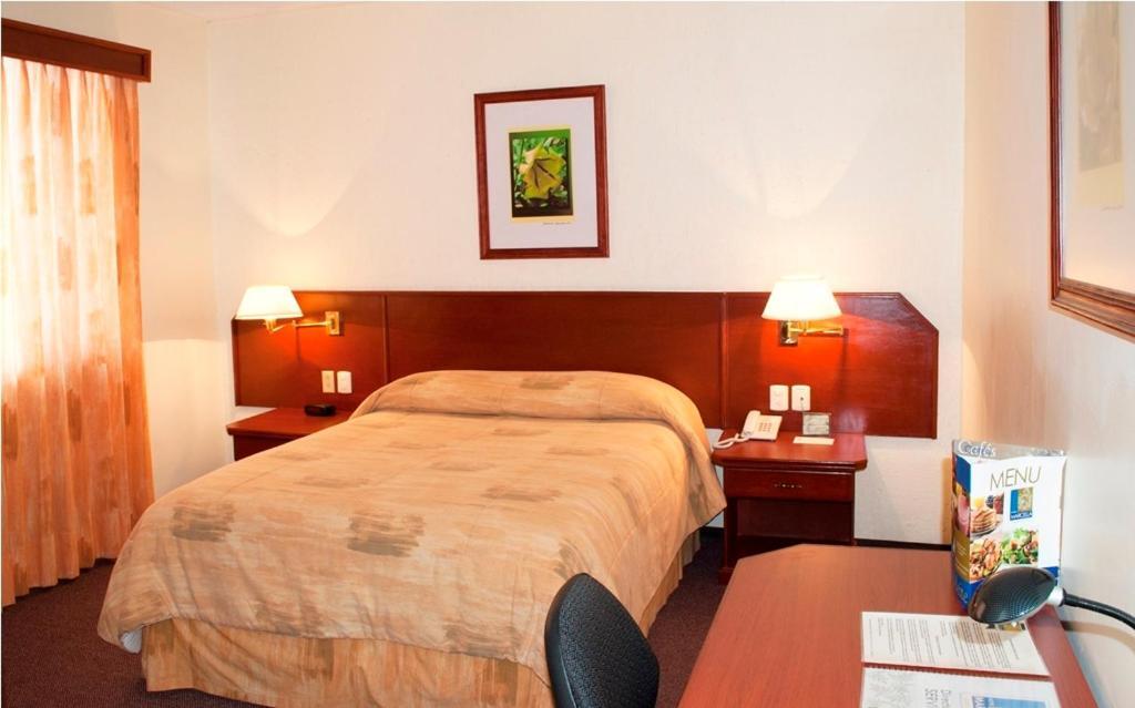 Hotel Marcella Clase Ejecutiva Morelia Quarto foto